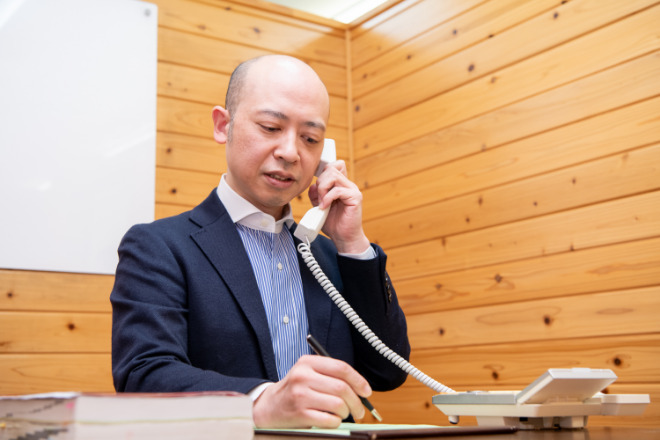 まずは、気軽にお電話を