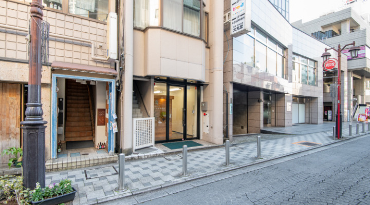 アクセス